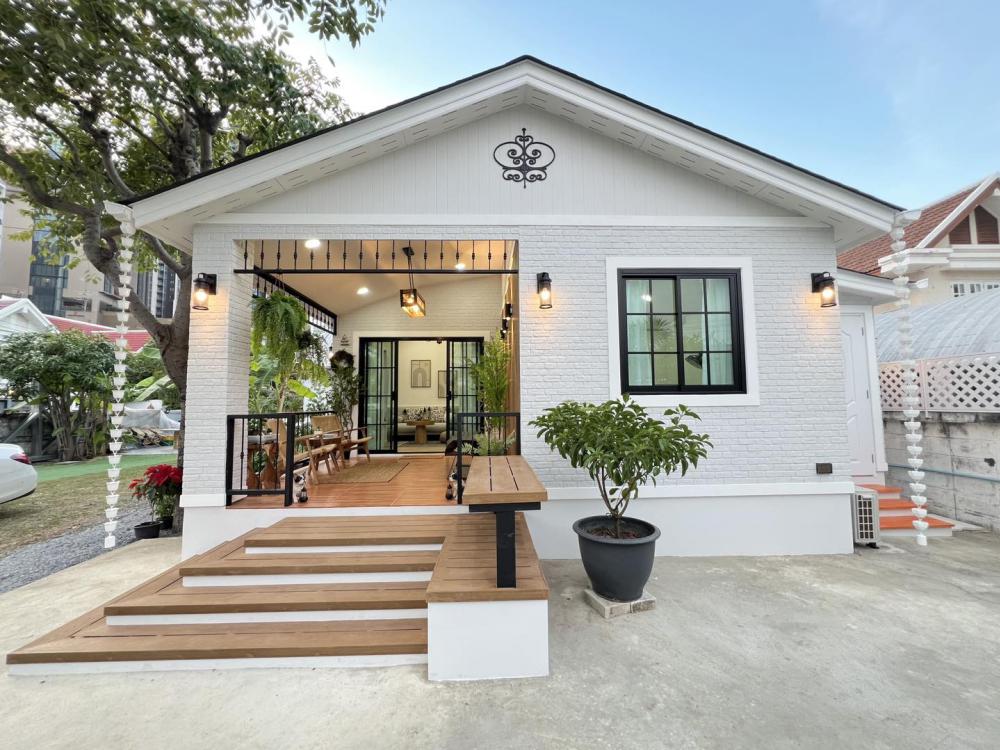 บ้านพักอาศัยตกแต่งมินิมอลผสมไม้ประดับ ขนาด 2 ห้องนอน 1 ห้องน้ำ งบ 1.05 ลบ. รูปที่ 4