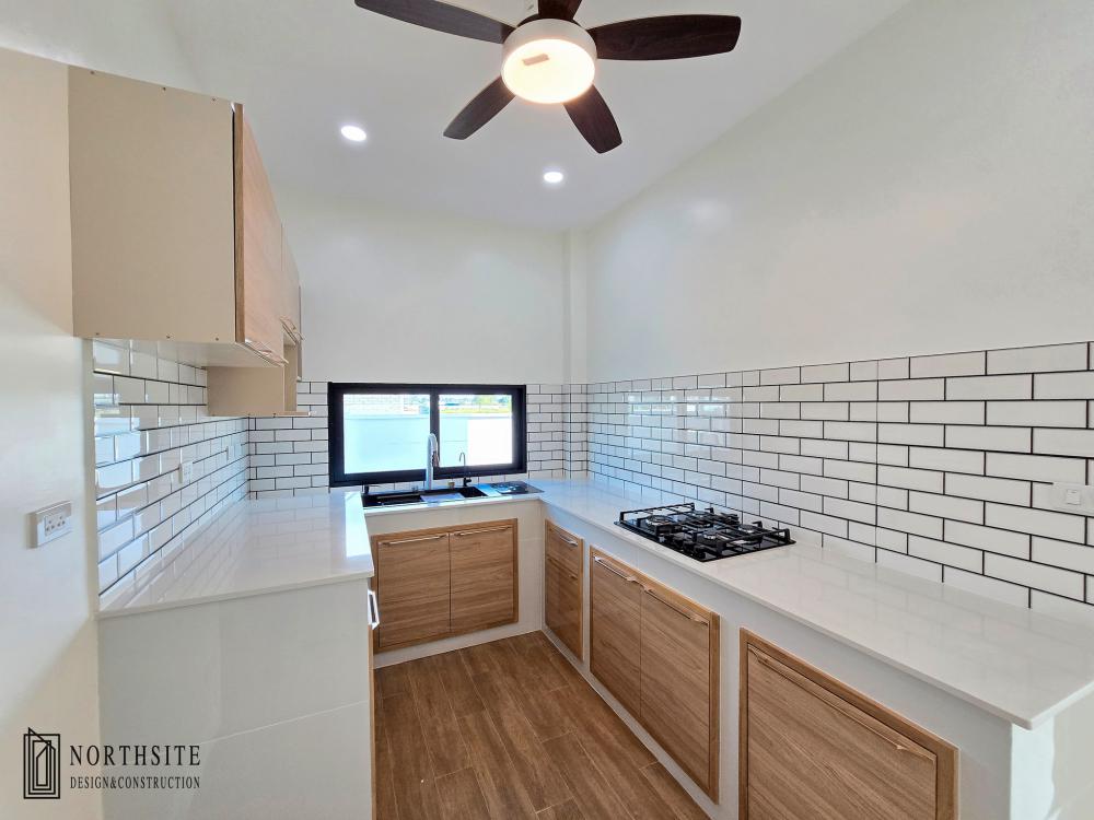 บ้านพักอาศัย2ชั้น สไตล์โมเดิร์น ขนาด 4 ห้องนอน 5 ห้องน้ำ พื้นที่ใช้สอย 373 ตร.ม.  รูปที่ 24