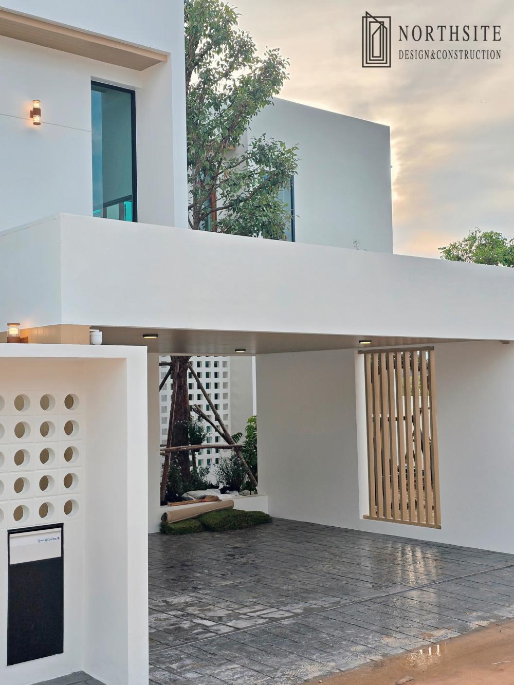 บ้านพักอาศัย2ชั้น สไตล์โมเดิร์น ขนาด 4 ห้องนอน 5 ห้องน้ำ พื้นที่ใช้สอย 373 ตร.ม.  รูปที่ 3