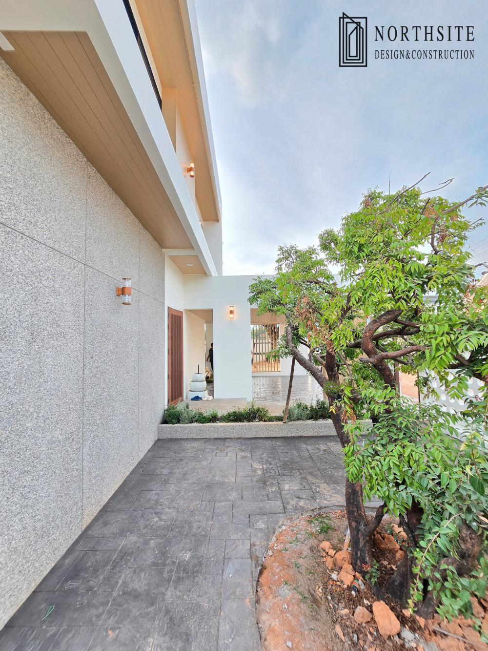 บ้านพักอาศัย2ชั้น สไตล์โมเดิร์น ขนาด 4 ห้องนอน 5 ห้องน้ำ พื้นที่ใช้สอย 373 ตร.ม.  รูปที่ 43