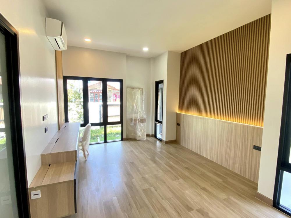 ไอเดียบิ้วอินบ้านสไตล์เดิร์น รูปที่ 11