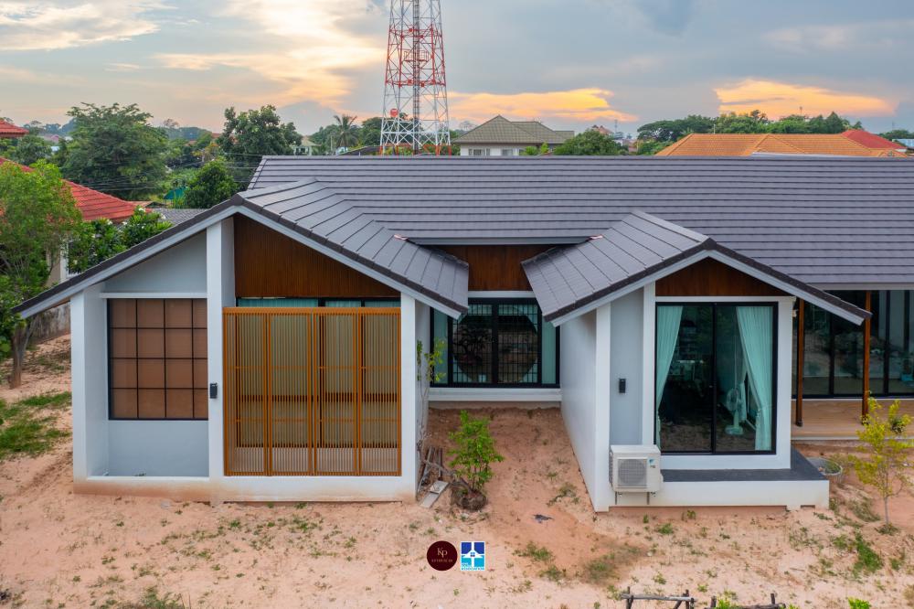 บ้านชั้นเดียว JAPANESE HOUSE ขนาด 4 ห้องนอน 5 ห้องน้ำ โถงทางเข้า ห้องนั่งเล่นและทานอาหาร ครัวไทย ห้องออกกำลังกาย ห้องพระ รูปที่ 11