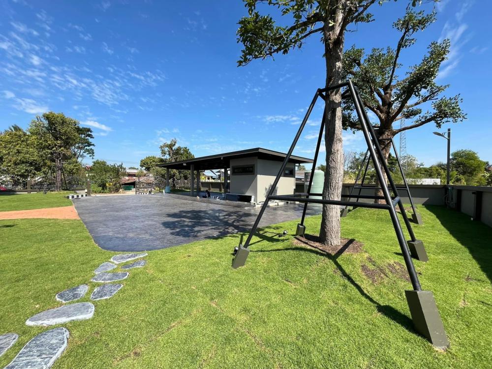 ไอเดียบ้านสวยสไตล์นอร์ดิกทรงตัวยู U สองจั่ว ตกแต่งภายในและจัดสวนรอบบ้านได้สวยมาก รูปที่ 11