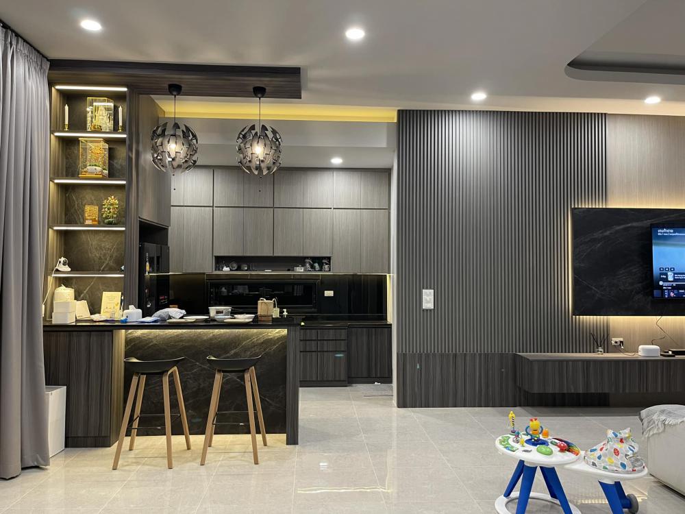 ไอเดียบ้านสวยสไตล์นอร์ดิกทรงตัวยู U สองจั่ว ตกแต่งภายในและจัดสวนรอบบ้านได้สวยมาก รูปที่ 12