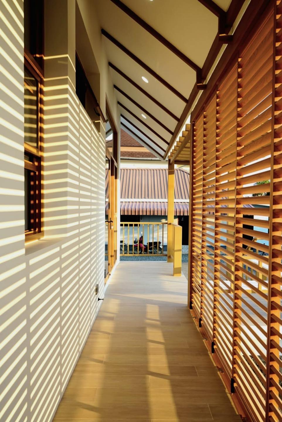 บ้านบ่ะขามป้อม พื้นที่อบอุ่นในชุมชนเงียบสงบ ผลงานการออกแบบโดย MAIPUN - ไม้ปั้น รูปที่ 14