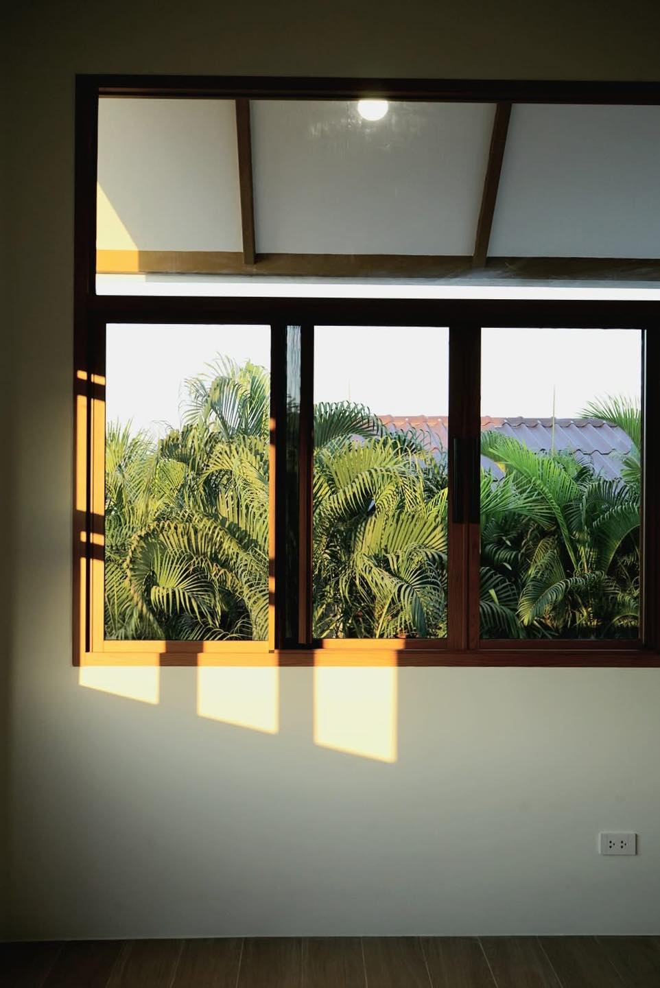 บ้านบ่ะขามป้อม พื้นที่อบอุ่นในชุมชนเงียบสงบ ผลงานการออกแบบโดย MAIPUN - ไม้ปั้น รูปที่ 17