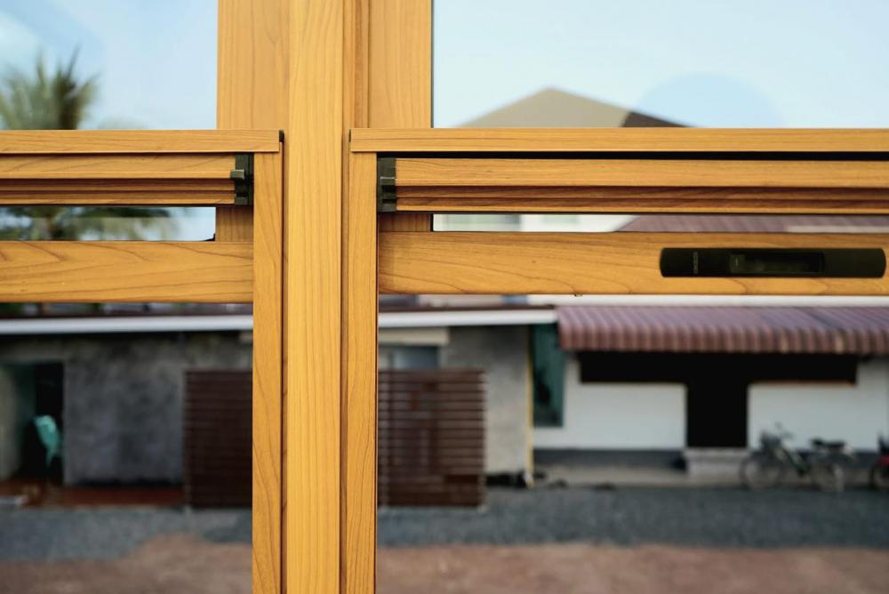 บ้านบ่ะขามป้อม พื้นที่อบอุ่นในชุมชนเงียบสงบ ผลงานการออกแบบโดย MAIPUN - ไม้ปั้น รูปที่ 22