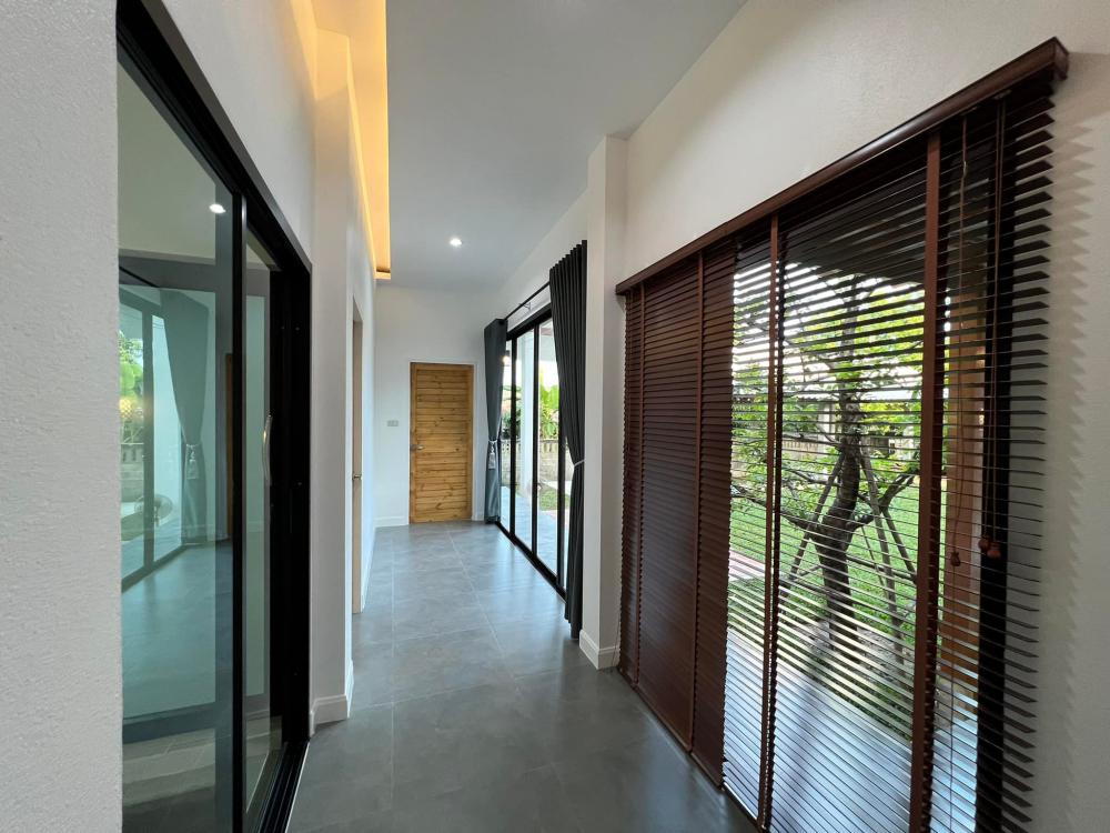 บ้านพักอาศัย หนึ่งชั้นตัวแอลหลังคาจั่วบริบทชุมชน อยู่กับธรรมชาติ 3ห้องนอน 2ห้องน้ำ 1ห้องโถง 1ห้องครัว พื้นที่ 147 ตารางเมตร รูปที่ 13