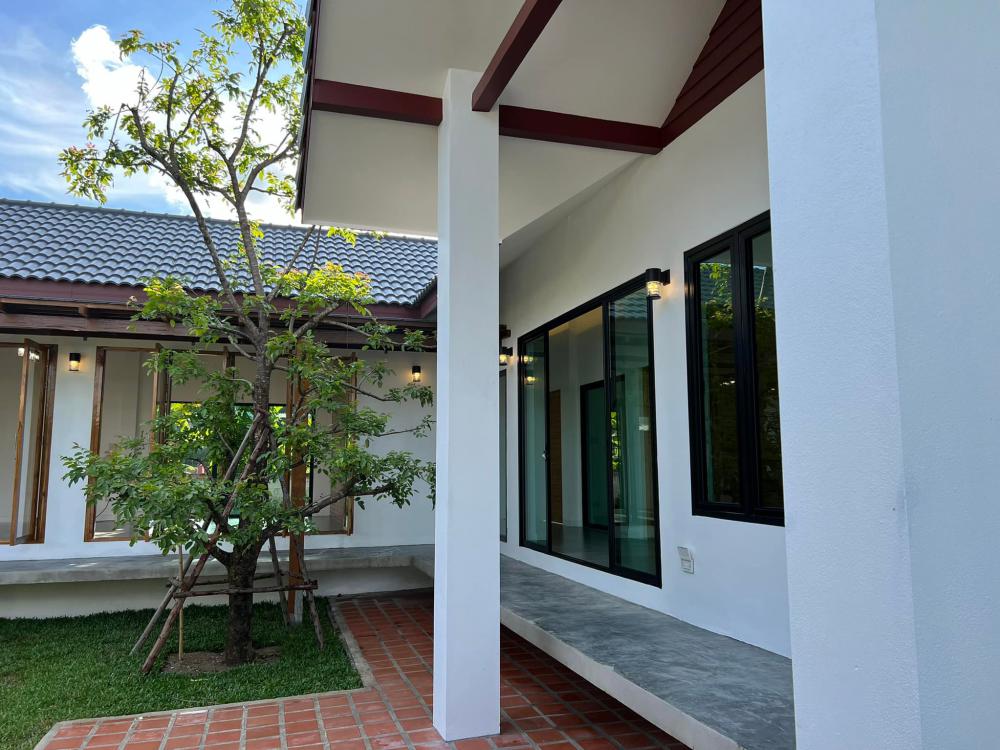 บ้านพักอาศัย หนึ่งชั้นตัวแอลหลังคาจั่วบริบทชุมชน อยู่กับธรรมชาติ 3ห้องนอน 2ห้องน้ำ 1ห้องโถง 1ห้องครัว พื้นที่ 147 ตารางเมตร รูปที่ 6