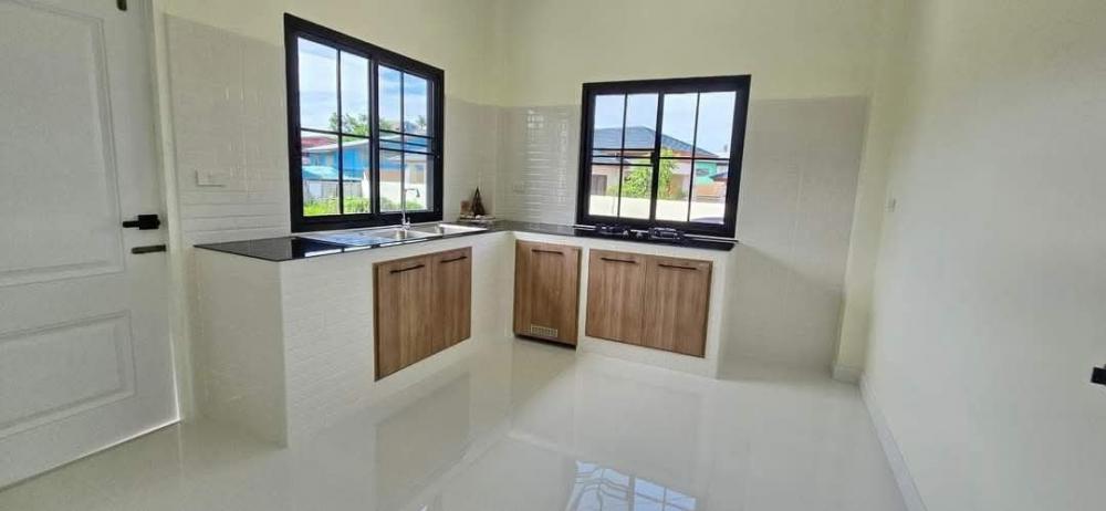 ไอเดียบ้านทรงปั้นหยา ขนาด 2 ห้องนอน 2 ห้องน้ำ รูปที่ 7