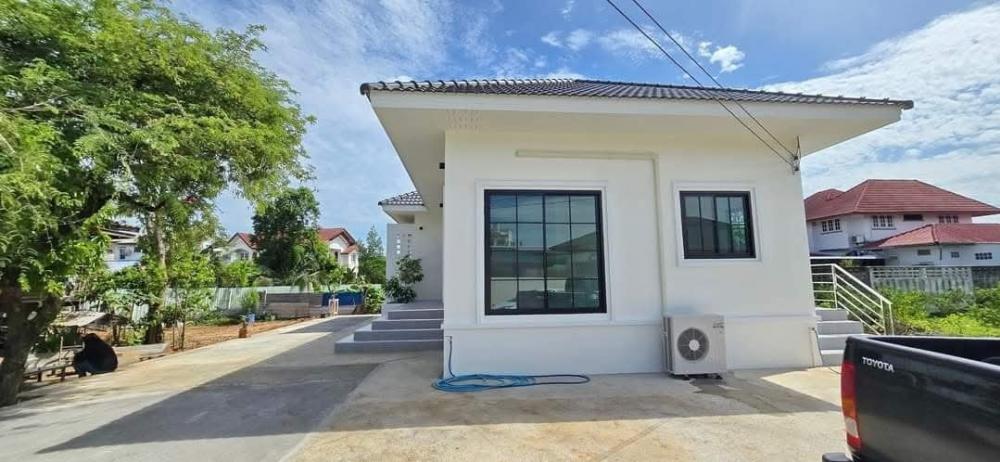 ไอเดียบ้านทรงปั้นหยา ขนาด 2 ห้องนอน 2 ห้องน้ำ รูปที่ 8