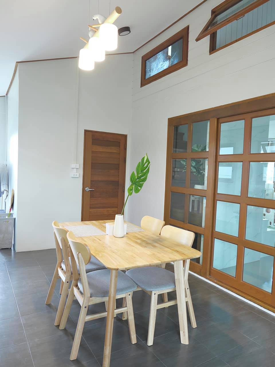 ไอเดียบ้านโมเดิร์นสองชั้น รูปที่ 22