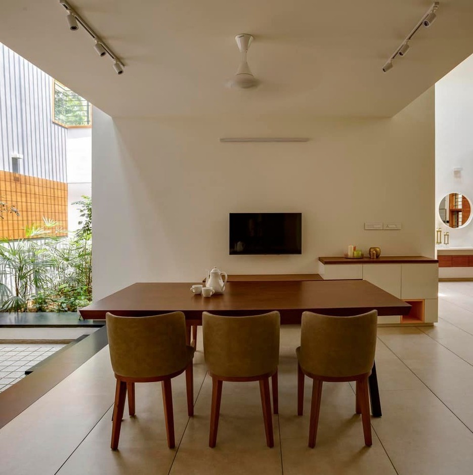 ไอเดียบ้านโมเดิร์นทรงกล่องสถาปนิกต่างชาติ  จัดสวนและพื้นที่นั่งเล่นรอบบ้าน รูปที่ 14