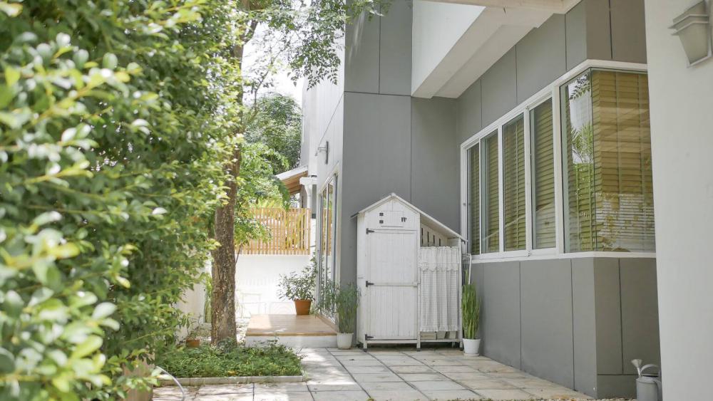 บ้านสไตล์มินิมอล 2 ชั้นที่พักที่อบอุ่น รูปที่ 12