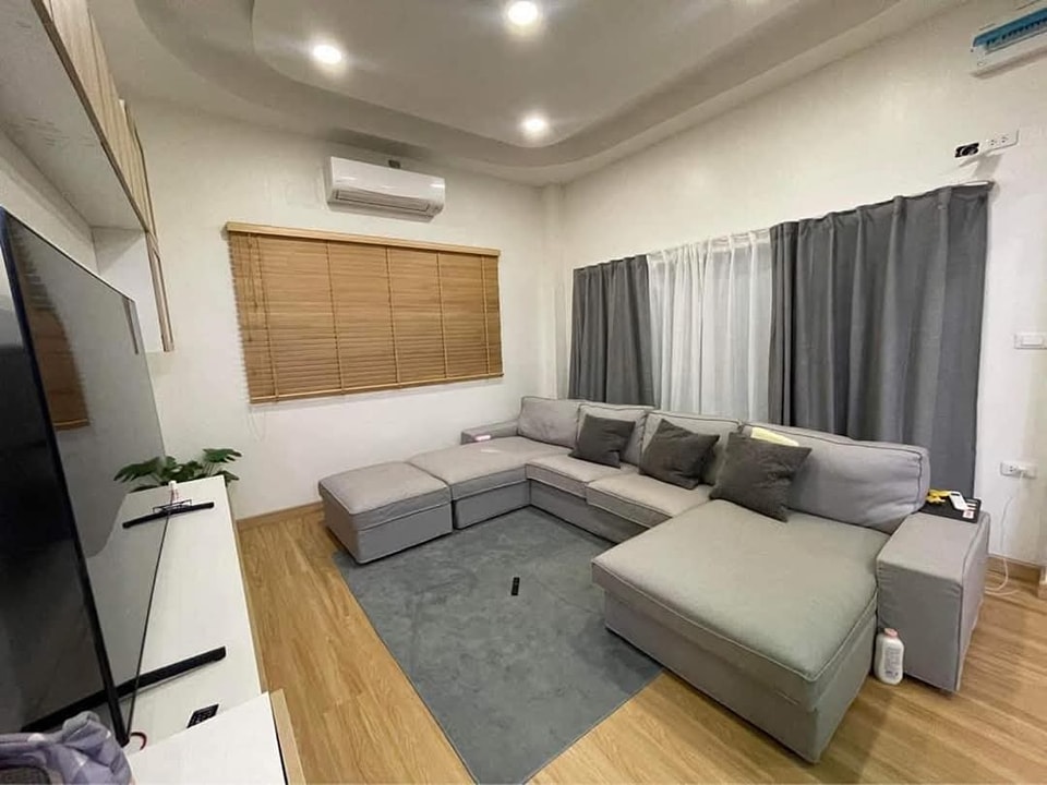 บ้านสไตล์มินิมอล ขนาด 3 ห้องนอน 2 ห้องน้ำ 1 ห้องครัว 1 ห้องรับแขก รูปที่ 2