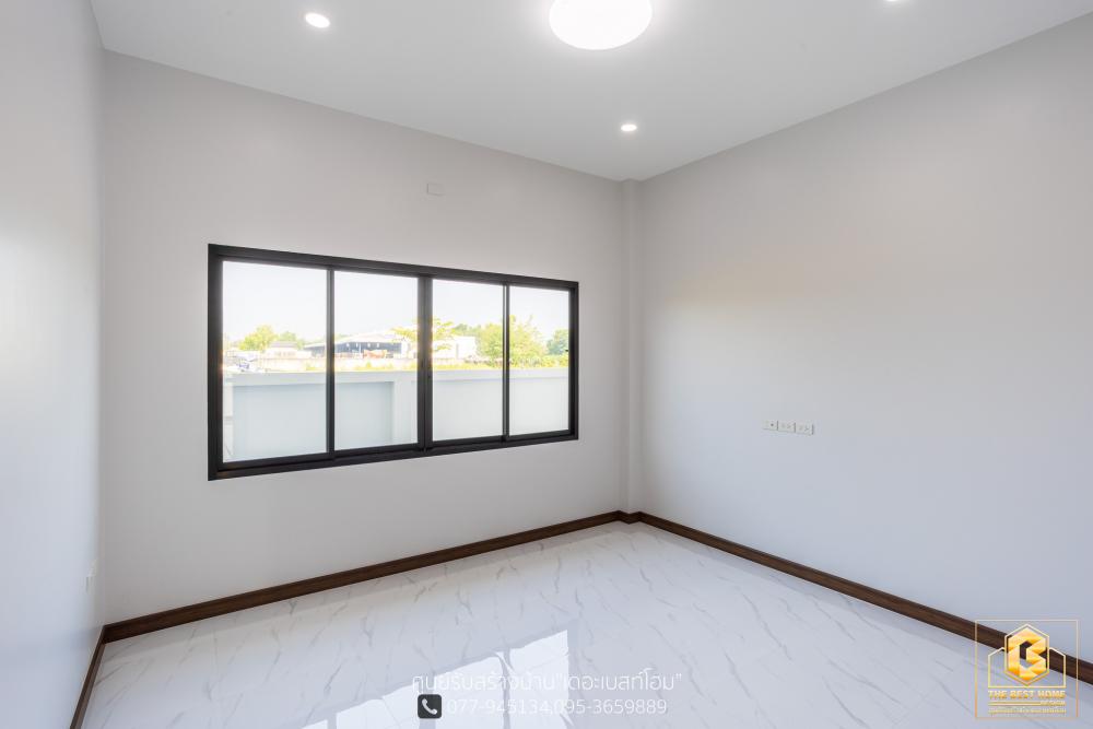 แบบบ้านปั้นหยาโมเดิร์นชั้นเดียว ขนาด 3 ห้องนอน 3 ห้องน้ำ ห้องรับแขก/นั่งเล่น 1 รับประทานอาหาร1 ห้องครัว 1 ซักล้าง 2 และโรงจอดรถ รูปที่ 15