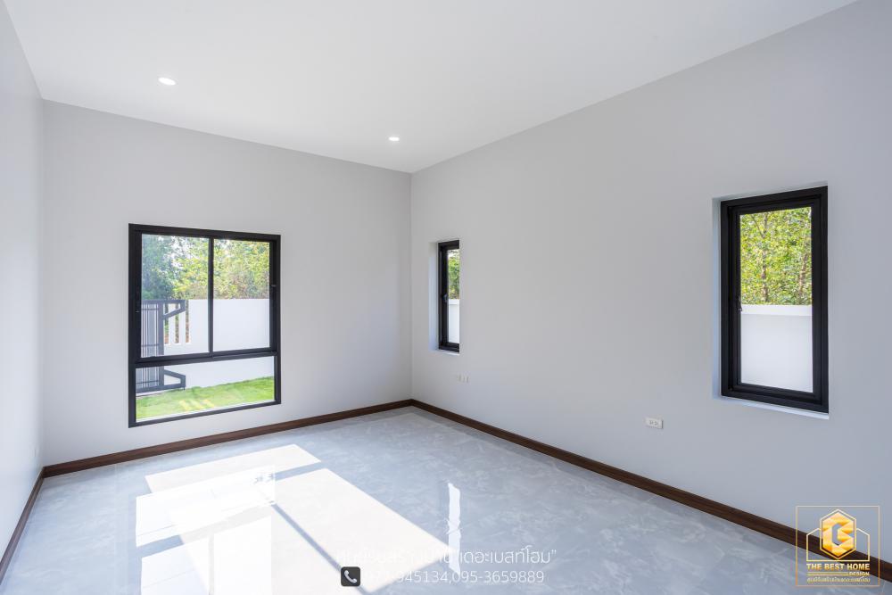 แบบบ้านปั้นหยาโมเดิร์นชั้นเดียว ขนาด 3 ห้องนอน 3 ห้องน้ำ ห้องรับแขก/นั่งเล่น 1 รับประทานอาหาร1 ห้องครัว 1 ซักล้าง 2 และโรงจอดรถ รูปที่ 21