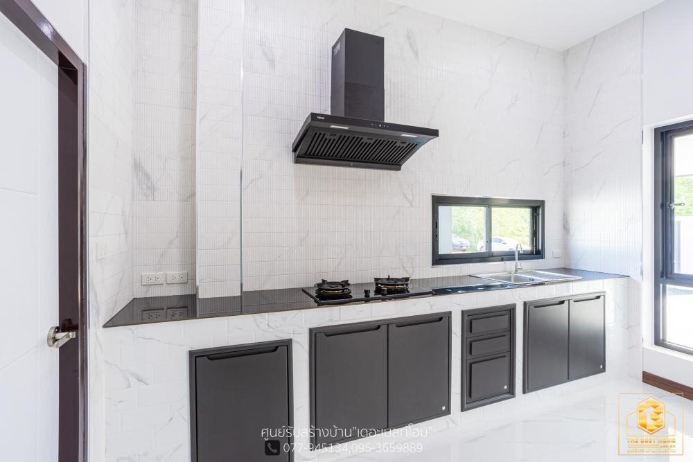 แบบบ้านปั้นหยาโมเดิร์นชั้นเดียว ขนาด 3 ห้องนอน 3 ห้องน้ำ ห้องรับแขก/นั่งเล่น 1 รับประทานอาหาร1 ห้องครัว 1 ซักล้าง 2 และโรงจอดรถ รูปที่ 27