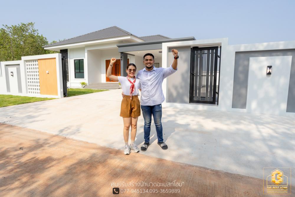 แบบบ้านปั้นหยาโมเดิร์นชั้นเดียว ขนาด 3 ห้องนอน 3 ห้องน้ำ ห้องรับแขก/นั่งเล่น 1 รับประทานอาหาร1 ห้องครัว 1 ซักล้าง 2 และโรงจอดรถ รูปที่ 9