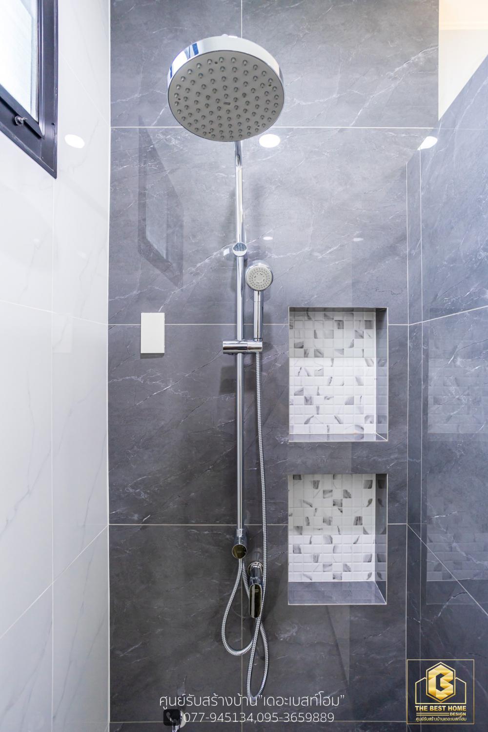 แบบบ้านปั้นหยาโมเดิร์นชั้นเดียว ขนาด 3 ห้องนอน 3 ห้องน้ำ ห้องรับแขก/นั่งเล่น 1 รับประทานอาหาร1 ห้องครัว 1 ซักล้าง 2 และโรงจอดรถ รูปที่ 36