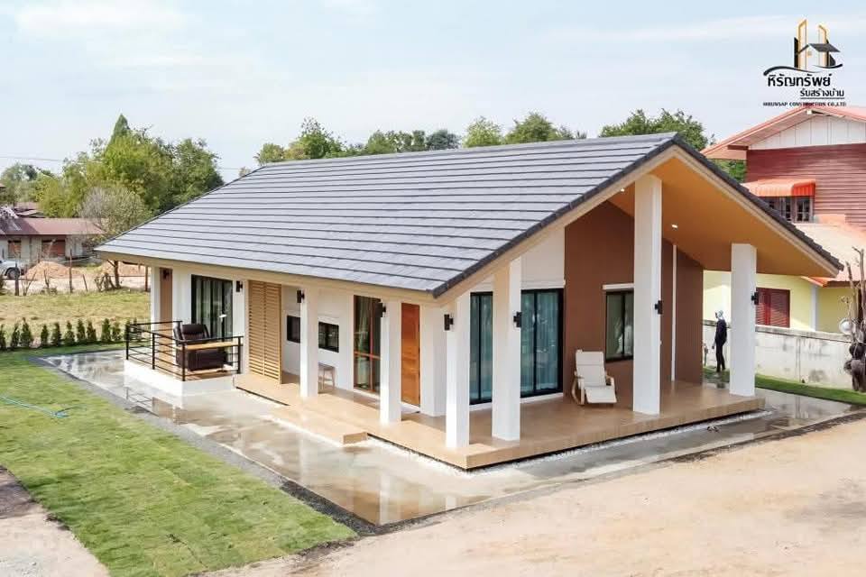 บ้านสไตล์มินิมอลทรงตัวขนาด 3 ห้องนอน 2 ห้องน้ำ 1 ห้องครัว 1 ห้องทำงาน 1 ห้องนั่งเล่นพื้นที่ใช้สอย 145 ตารางเมตร รูปที่ 10