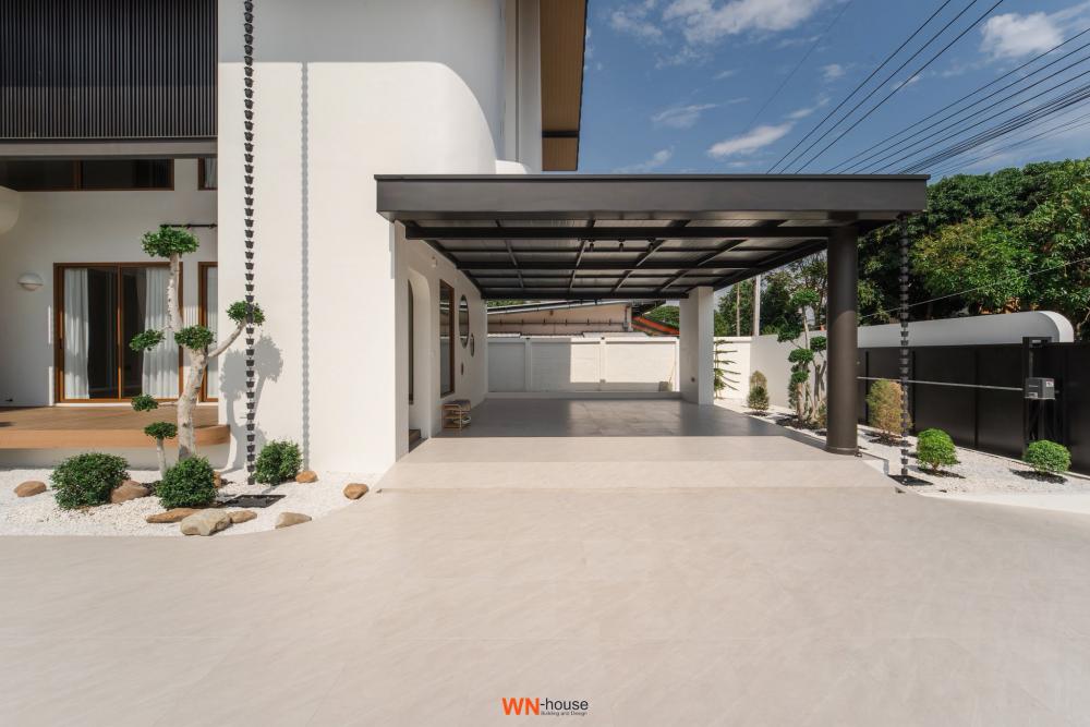 ไอเดียบ้านสวย 2 ชั้น สไตล์มินิมอล รูปที่ 17