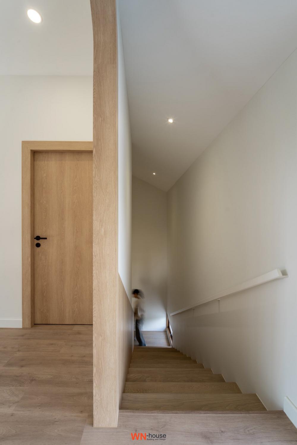 ไอเดียบ้านสวย 2 ชั้น สไตล์มินิมอล รูปที่ 18