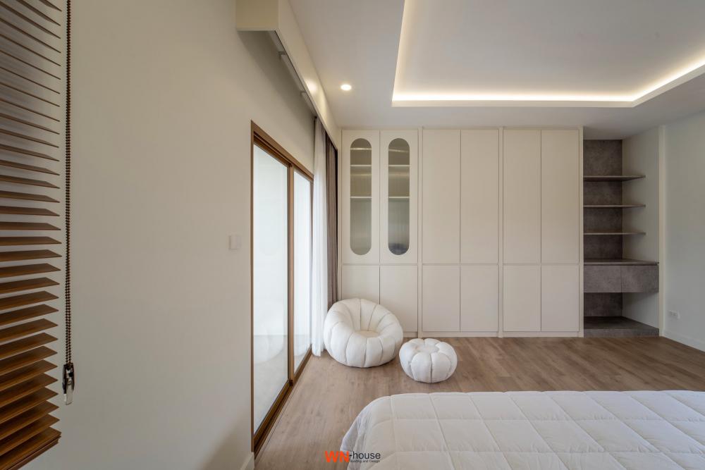 ไอเดียบ้านสวย 2 ชั้น สไตล์มินิมอล รูปที่ 32