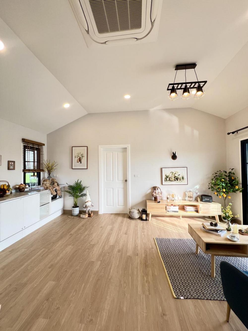 บ้านเศรษฐีโฮมกลางทุ่งนา ขนาด 2 ห้องนอน 3 ห้องน้ำ 1 ห้องครัว 1 ห้องรับแขก 1 ระเบียง รูปที่ 7