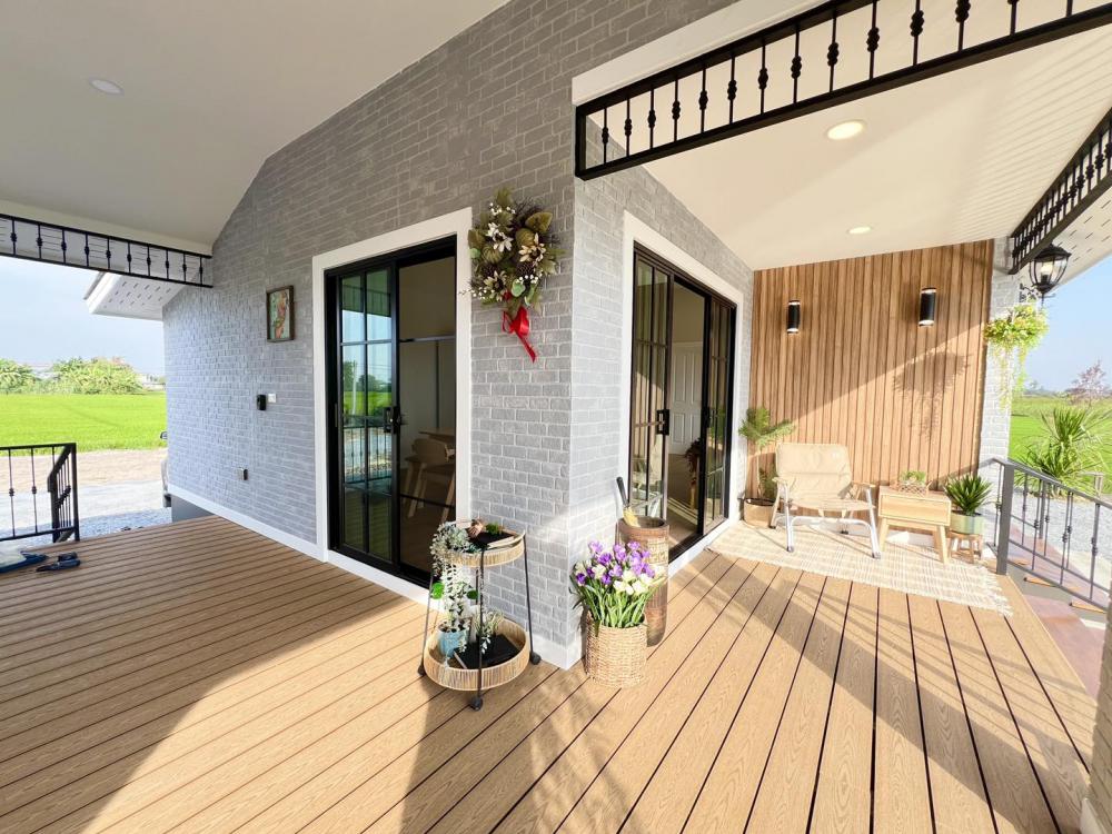 บ้านเศรษฐีโฮมกลางทุ่งนา ขนาด 2 ห้องนอน 3 ห้องน้ำ 1 ห้องครัว 1 ห้องรับแขก 1 ระเบียง รูปที่ 9