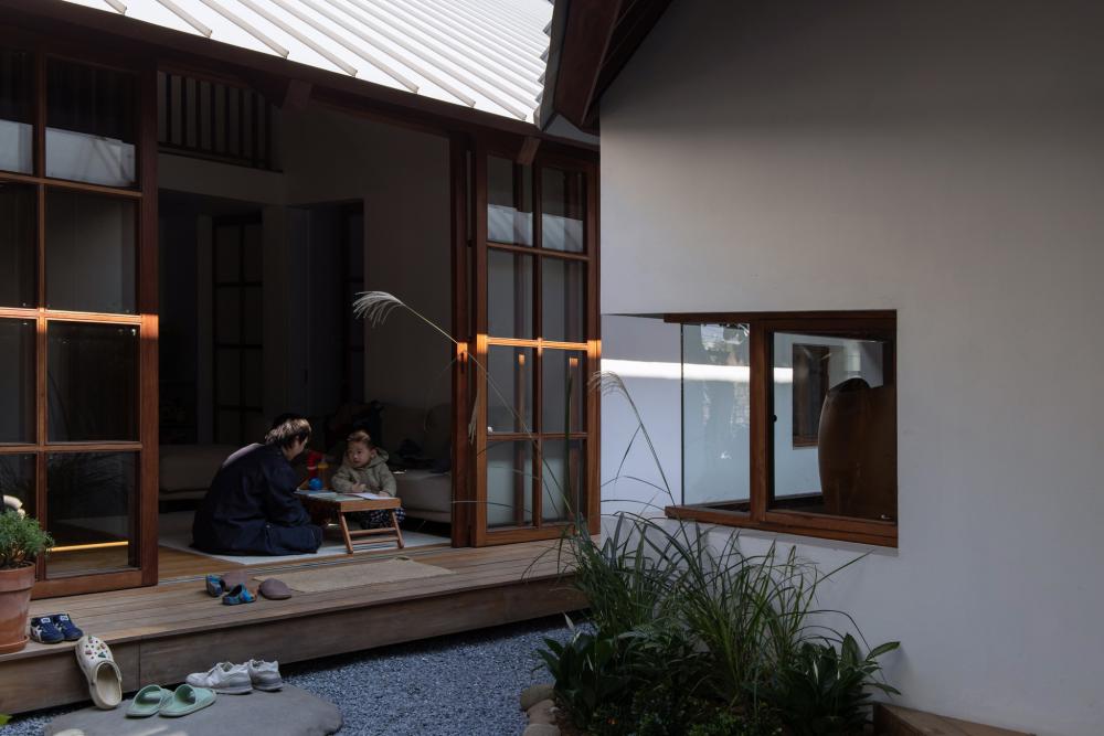 บ้านสไตล์ญุี่ปุ่นมินิมอล และมีสวนสวนน่ารักในบ้าน รูปที่ 12