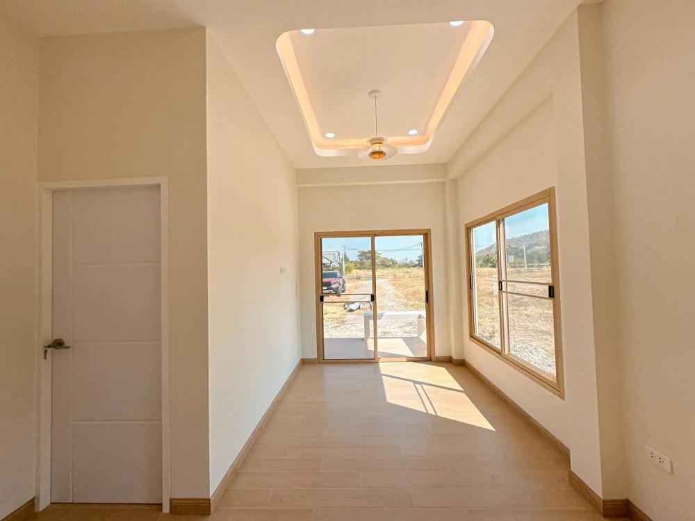 บ้านสไตล์มินิมอล 2 ห้องนอน 2 ห้องน้ำ พื้นที่ใช้สอยรวม 65 ตร.ม. รูปที่ 4