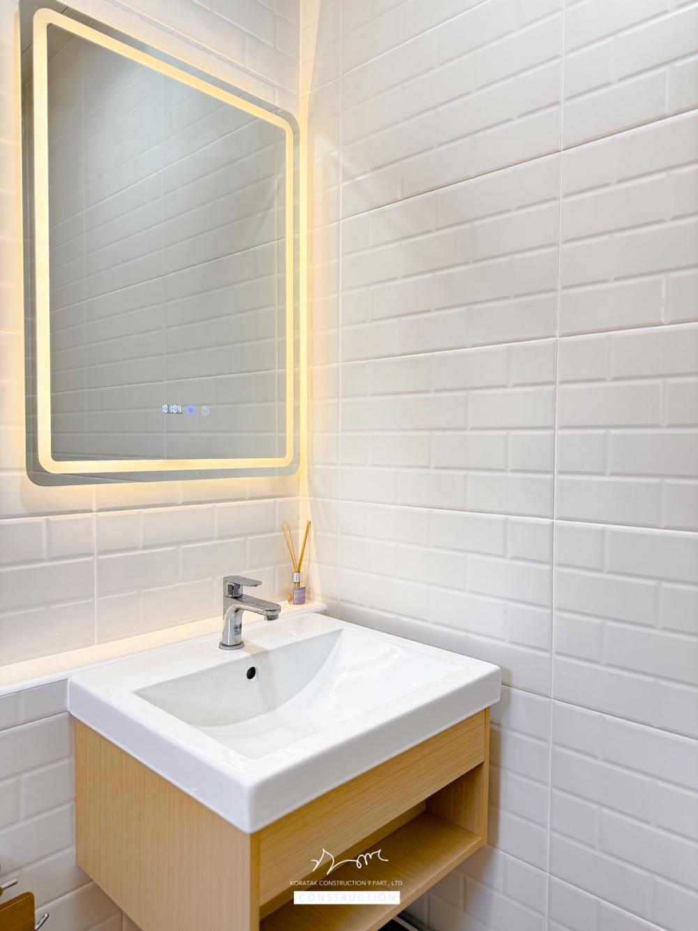 บ้านสไตล์มินิมอล AOMTANG & INTER'S HOUSE รูปที่ 8