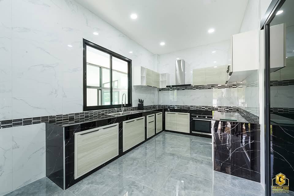 บ้านทรงปั้นหยา 3 ห้องนอน 3 ห้องน้ำ บนเนื้อที่กว้างขวาง จัดสวนได้น่าอยู่. รูปที่ 23