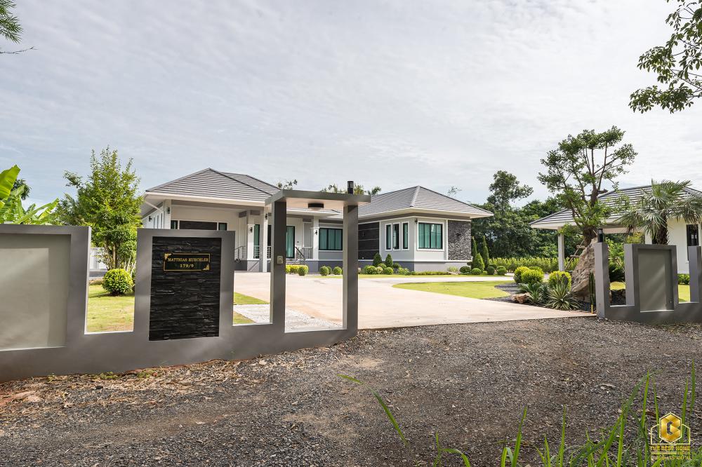 บ้านทรงปั้นหยา 3 ห้องนอน 3 ห้องน้ำ บนเนื้อที่กว้างขวาง จัดสวนได้น่าอยู่. รูปที่ 8