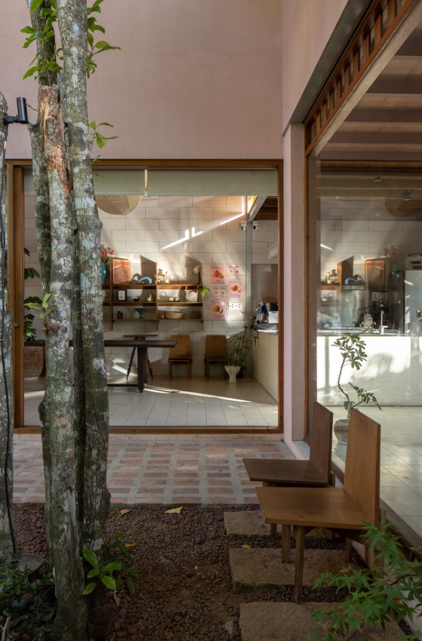 Cafe HOM เป็นได้ทั้งร้านกาแฟและบ้านพักอาศัย รูปที่ 9