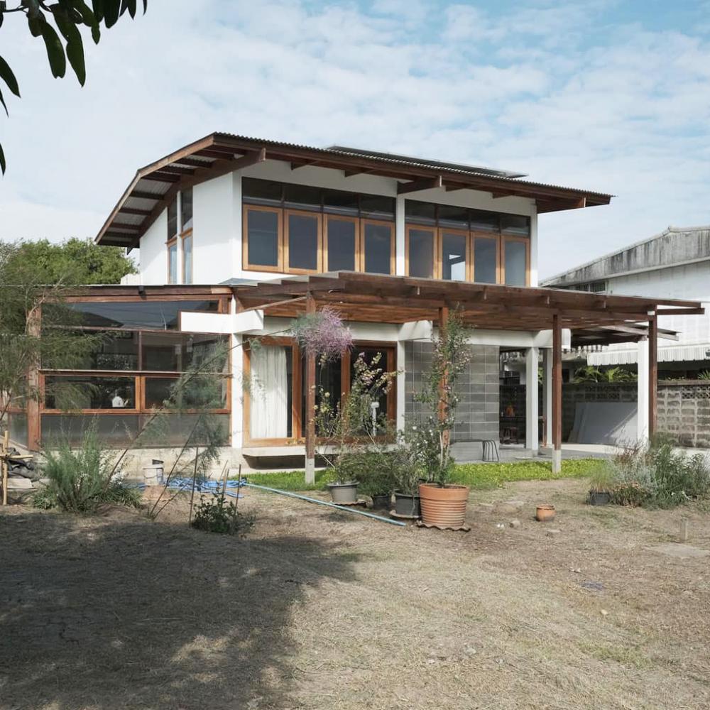 ไอเดียบ้านสวย 2 ชั้น สไตล์บ้านชนกลิ่นอายญี่ปุ่น