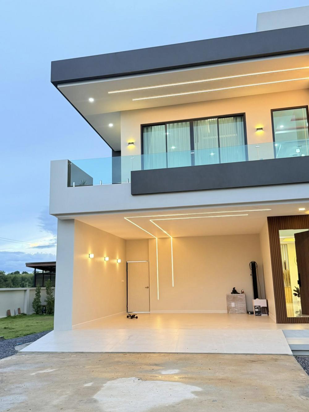 แบบบ้านสองชั้น สไตล์โมเดิร์น ขนาด 4 ห้องนอน 3 ห้องน้ำ รูปที่ 6