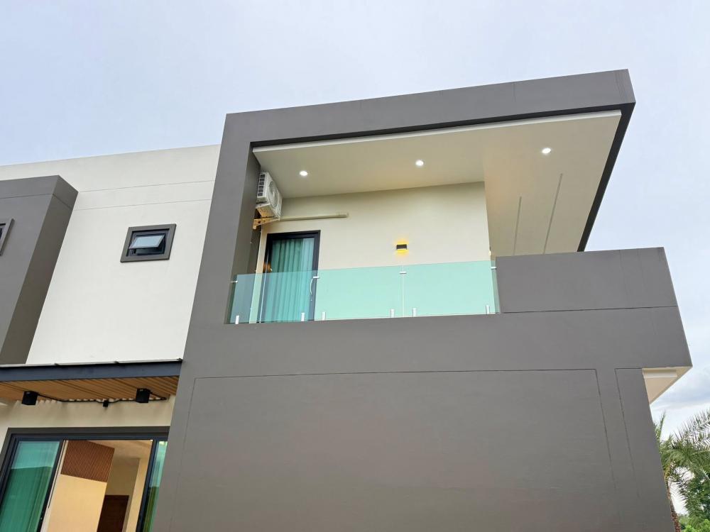 แบบบ้านสองชั้น สไตล์โมเดิร์น ขนาด 4 ห้องนอน 3 ห้องน้ำ รูปที่ 7