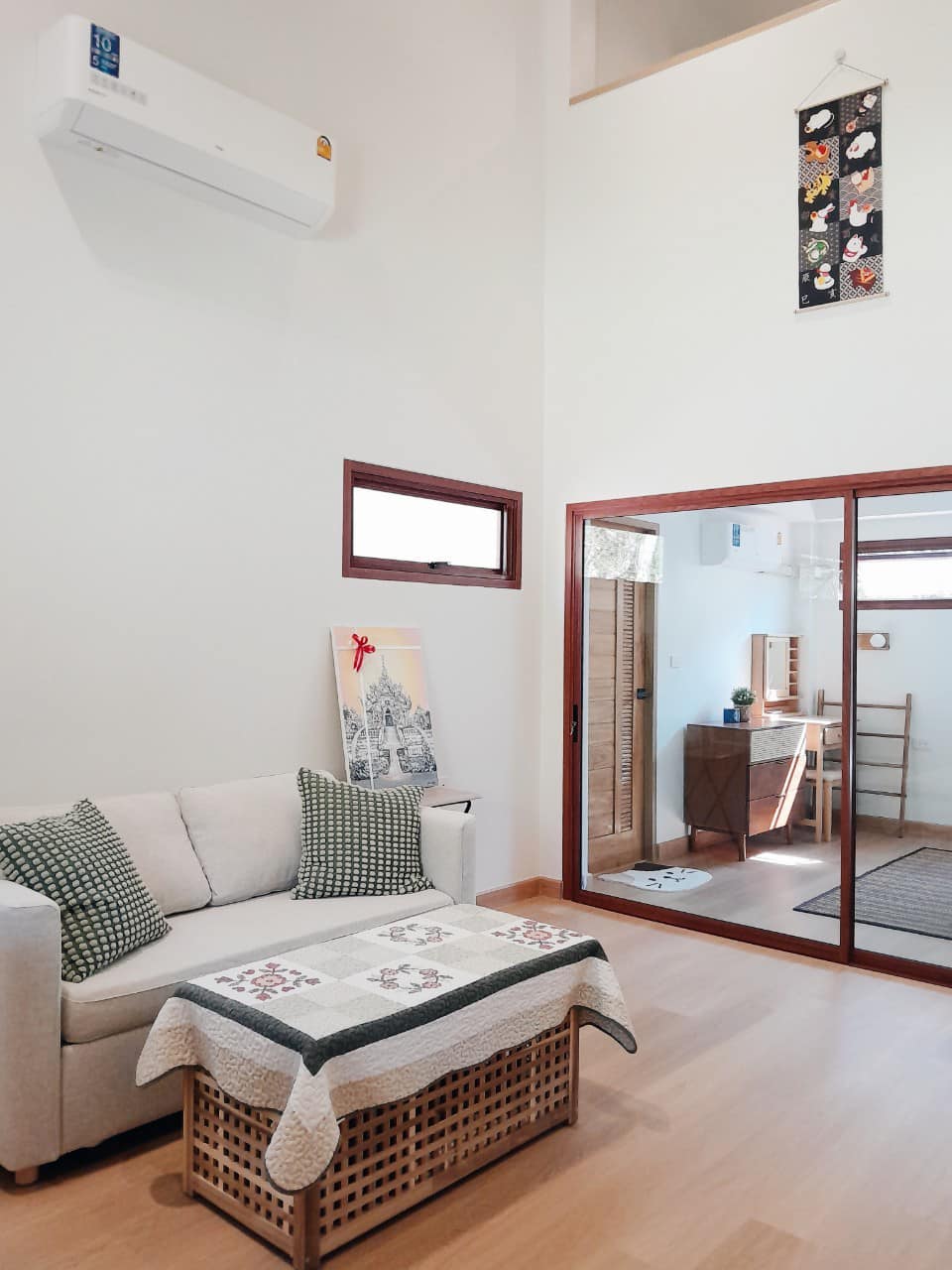 บ้านมินิมอลมูจิ ไอเดียบ้านสวยงามน่ารักชั้นเดียวมีทางลาด รูปที่ 8