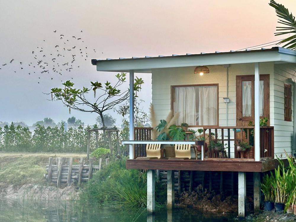 ไอเดียบ้านพักบนน้ำสวยน่ารัก รูปที่ 17