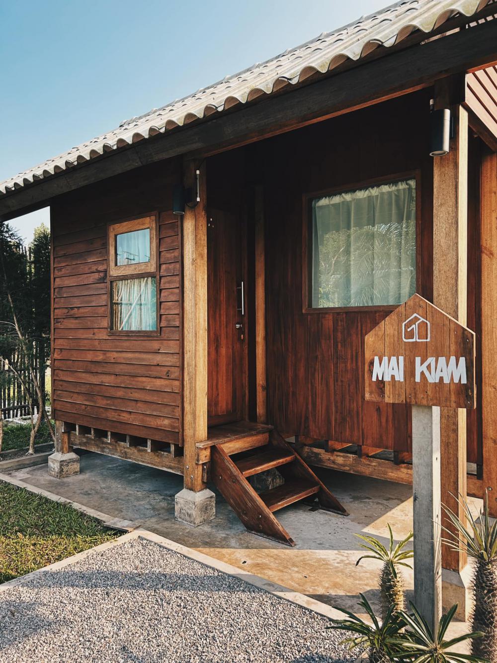 บ้านไม้โมเดิร์นหน้าแคบ 2 ชั้น รูปที่ 10