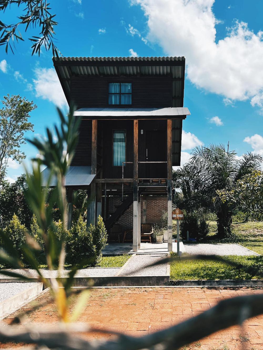 บ้านไม้โมเดิร์นหน้าแคบ 2 ชั้น รูปที่ 14