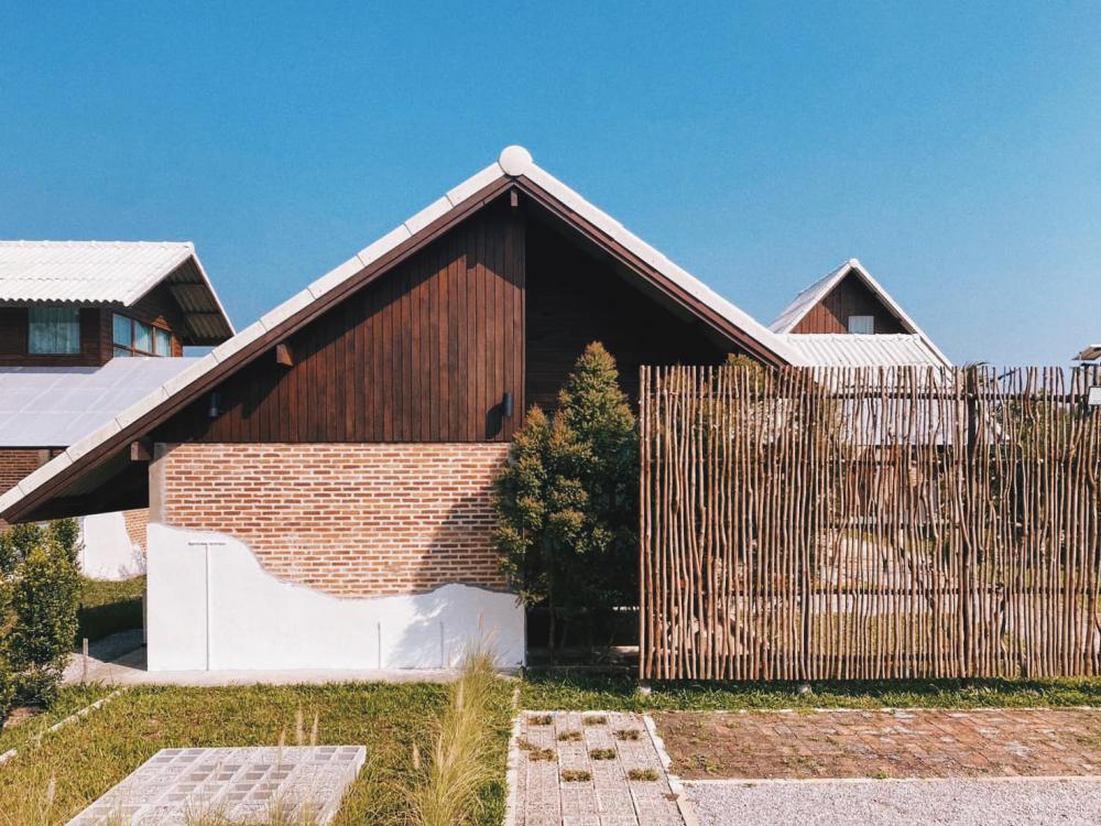 บ้านไม้โมเดิร์นหน้าแคบ 2 ชั้น รูปที่ 5