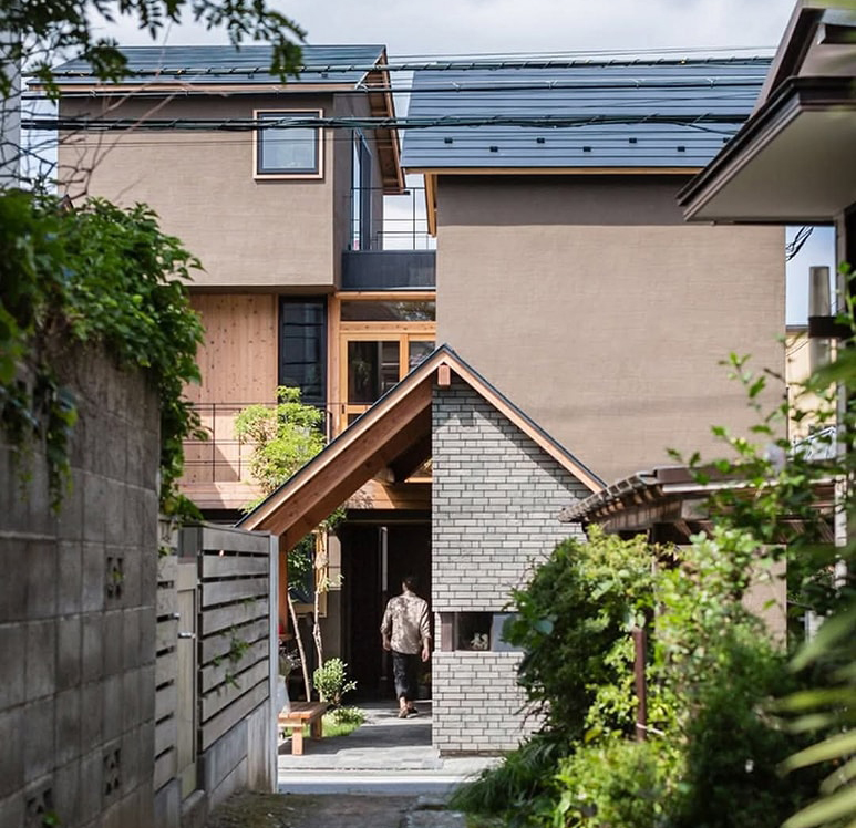 ไอเดียบ้านสวยน่ารักแบบญี่ปุ่น มีทางเดินเชื่อมชั้นบนเดินหากัน รูปที่ 3