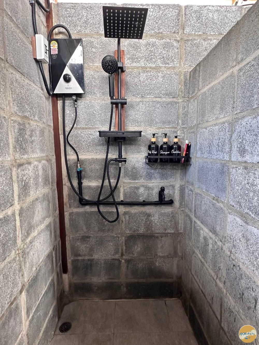 ห้องน้ำวินเทจ ปูนเปลือยเท่ๆ รูปที่ 13