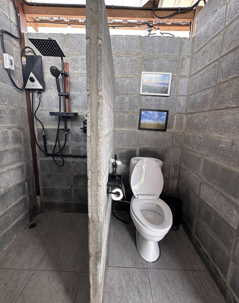 ห้องน้ำวินเทจ ปูนเปลือยเท่ๆ รูปที่ 3