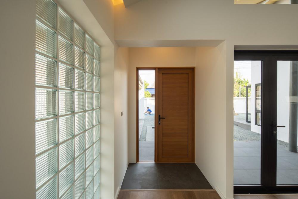 บ้านชั้นเดียว ออกแบบทันสมัย ตกแต่งภายในและภายนอกได้ลงตัว รูปที่ 11