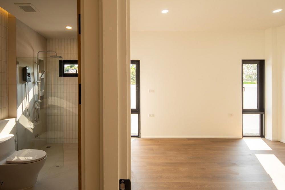 บ้านชั้นเดียว ออกแบบทันสมัย ตกแต่งภายในและภายนอกได้ลงตัว รูปที่ 9