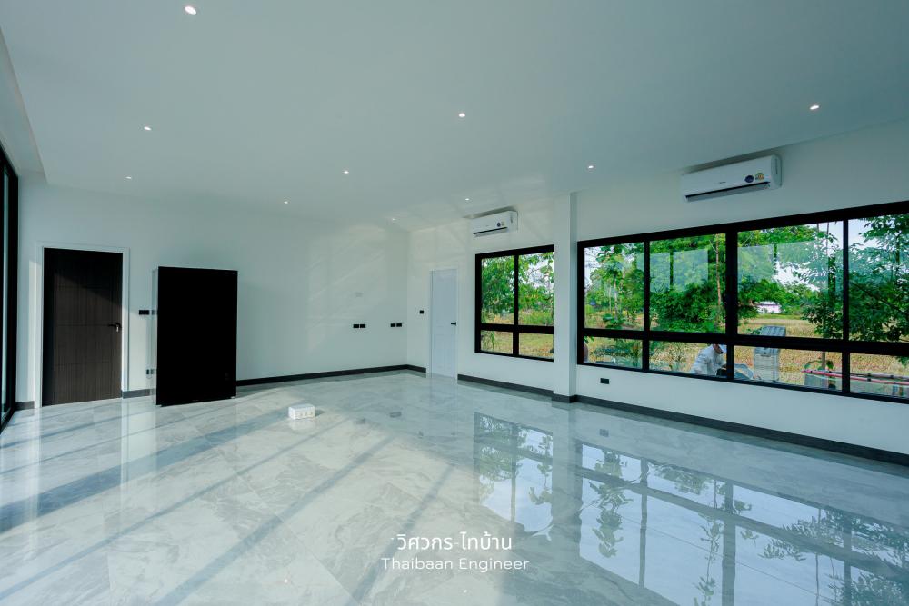 บ้านสไตล์โมเดิร์น ดีไซน์เส้นสายแนวนอนยาว 3 ห้องนอน 2 ห้องน้ำ 1 โถงรับแขก รูปที่ 7